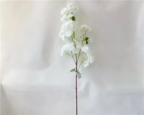 Albalı çiçəyi ipək çiçəkləri əsl sakura ləçəklərinin zərif toxumasını necə təkrarlayır?
