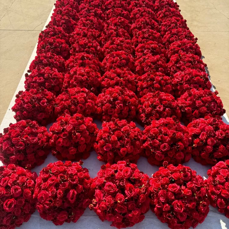 Süni çiçək topu