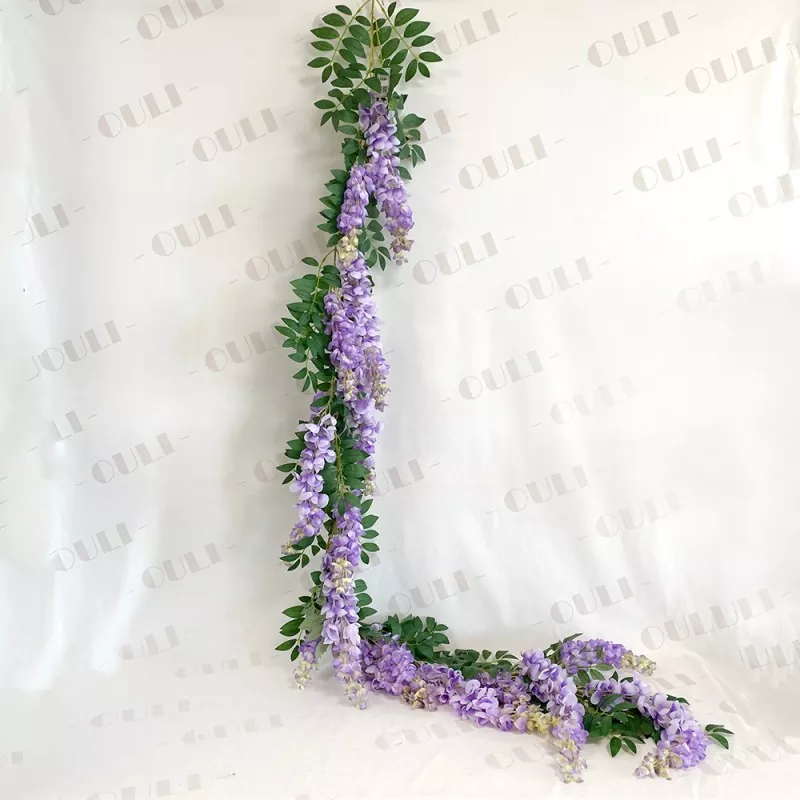 Saxta wisteria vine